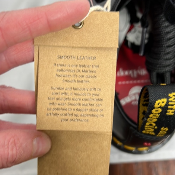 ***SOLD***NWT Dr. Marten Betty Boop Collab Black Leather Platform Shoes - Picture 10 of 11